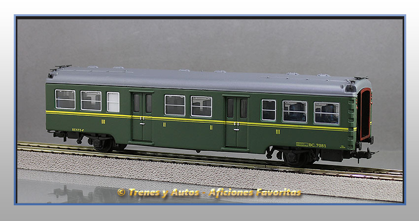 Coche pasajeros Serie 7000 "Yenkas" BC-7081 2ª y 3ª Clase - Renfe
