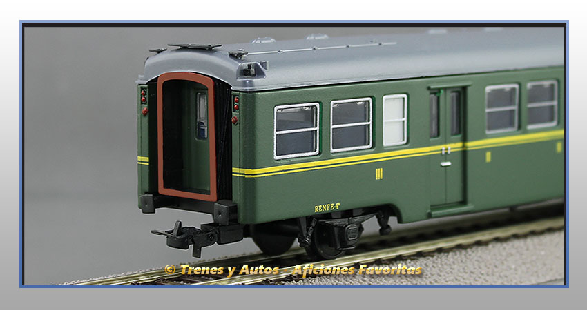 Coche pasajeros Serie 7000 "Yenkas" BC-7081 2ª y 3ª Clase - Renfe