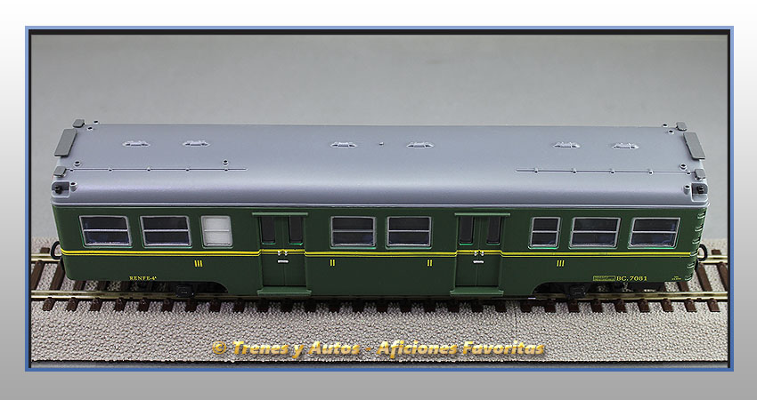 Coche pasajeros Serie 7000 "Yenkas" BC-7081 2ª y 3ª Clase - Renfe