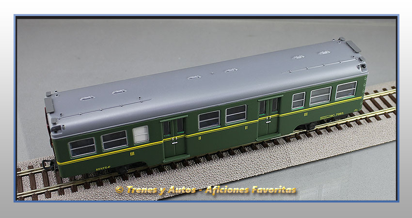 Coche pasajeros Serie 7000 "Yenkas" BC-7081 2ª y 3ª Clase - Renfe