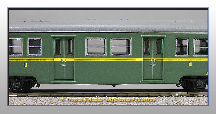 Coche pasajeros Serie 7000 "Yenkas" C-7050 3ª Clase - Renfe