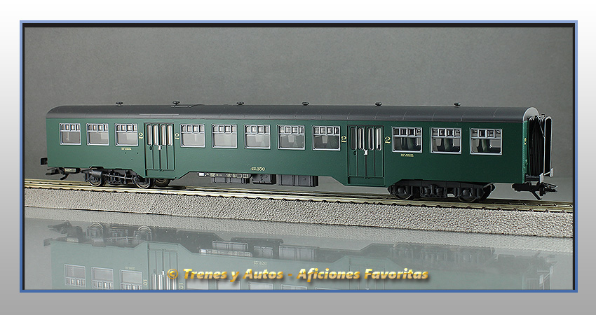 Coche pasajeros Tipo M2 de 2ª Clase - SNCB/NMBS