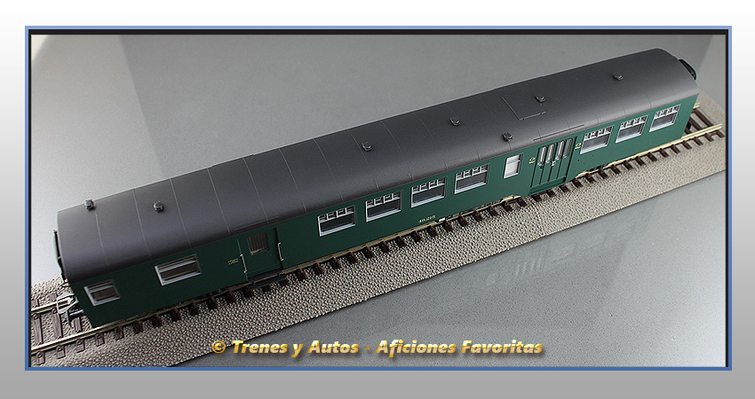 Coche pasajeros Tipo M2 de 2ª Clase y Furgón - SNCB/NMBS