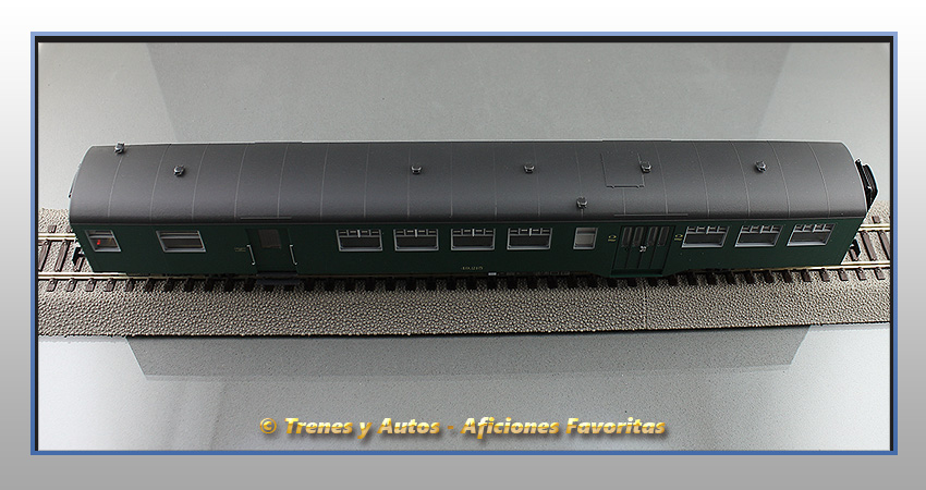 Coche pasajeros Tipo M2 de 2ª Clase y Furgón - SNCB/NMBS
