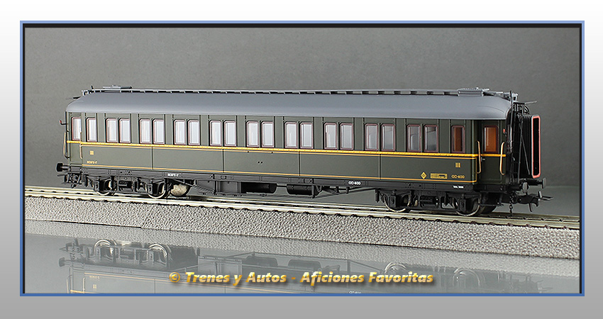 Coche verderón CC-400 de 3ª clase- Renfe