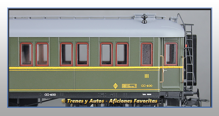 Coche verderón CC-400 de 3ª clase- Renfe