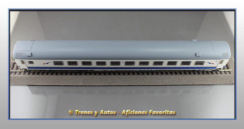 Coche de 2ª clase con cafetería "Grandes Líneas" - Renfe