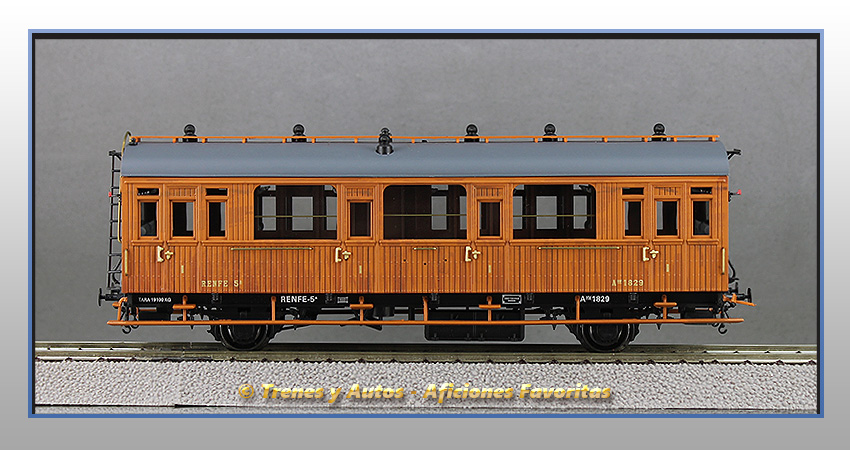 Coche pasajeros Serie 1678/1835 1ª Clase - Renfe