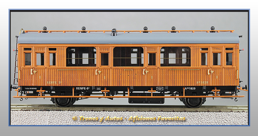 Coche pasajeros Serie 1678/1835 1ª Clase - Renfe