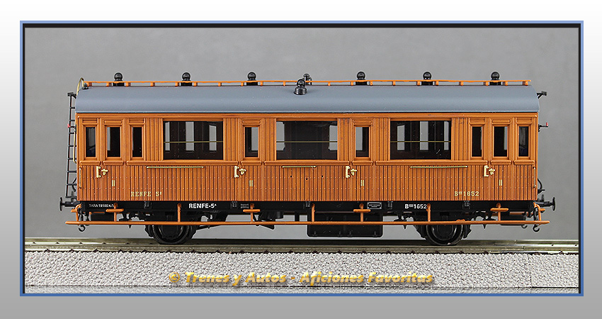 Coche pasajeros Serie 1678/1835 2ª Clase - Renfe