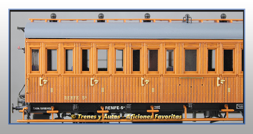 Coche pasajeros Serie 1678/1835 2ª Clase - Renfe