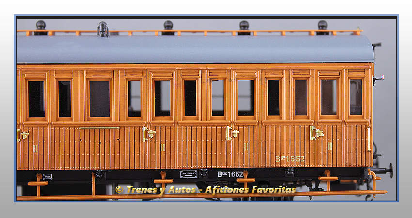 Coche pasajeros Serie 1678/1835 2ª Clase - Renfe