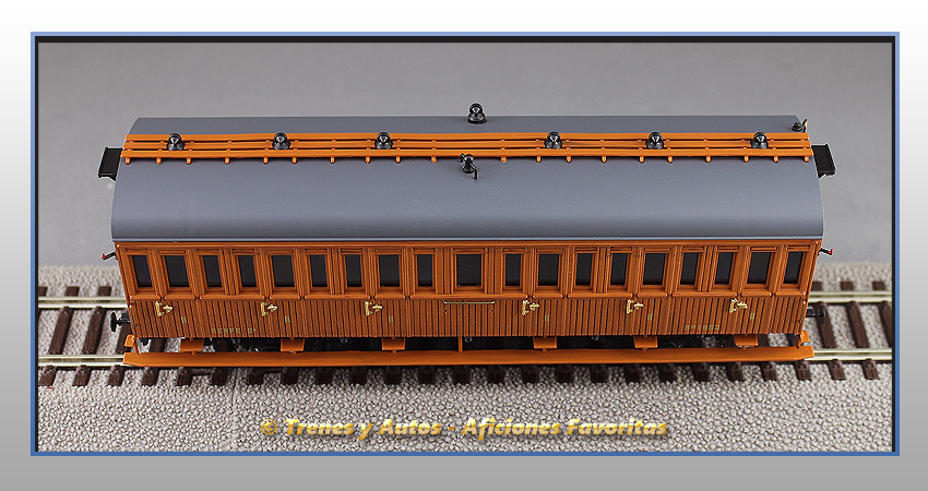 Coche pasajeros Serie 1678/1835 2ª Clase - Renfe