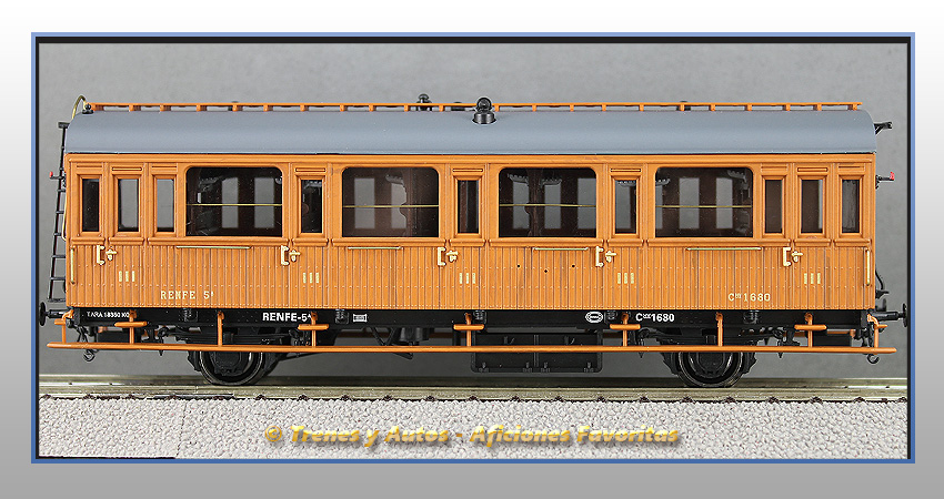 Coche pasajeros de 3ª clase Serie 1678-1835 - Renfe