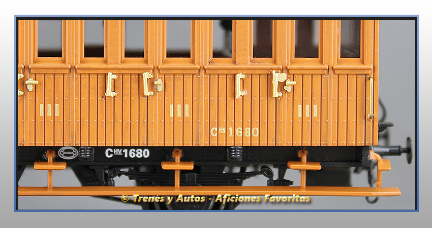 Coche pasajeros de 3ª clase Serie 1678-1835 - Renfe