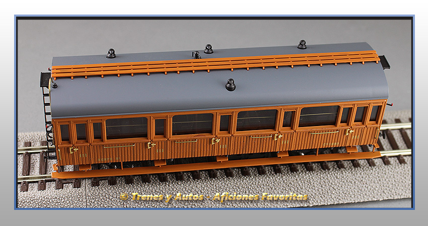 Coche pasajeros de 3ª clase Serie 1678-1835 - Renfe