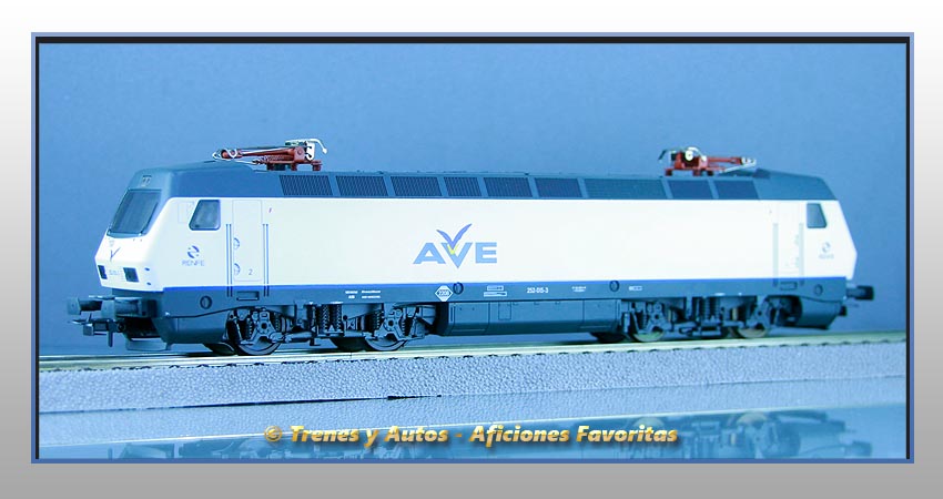 Locomotora eléctrica Serie 252 "AVE" - Renfe