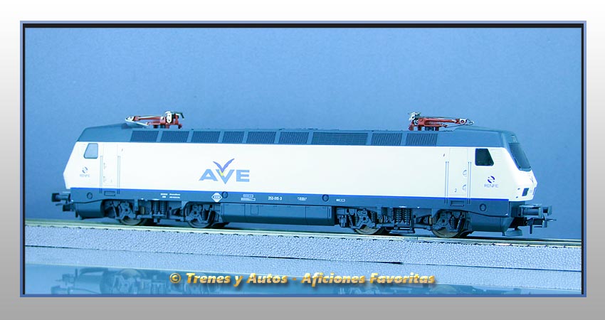 Locomotora eléctrica Serie 252 "AVE" - Renfe