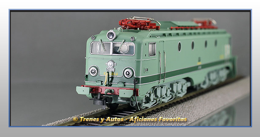 Locomotora eléctrica Serie 276 con quitanieves - Renfe