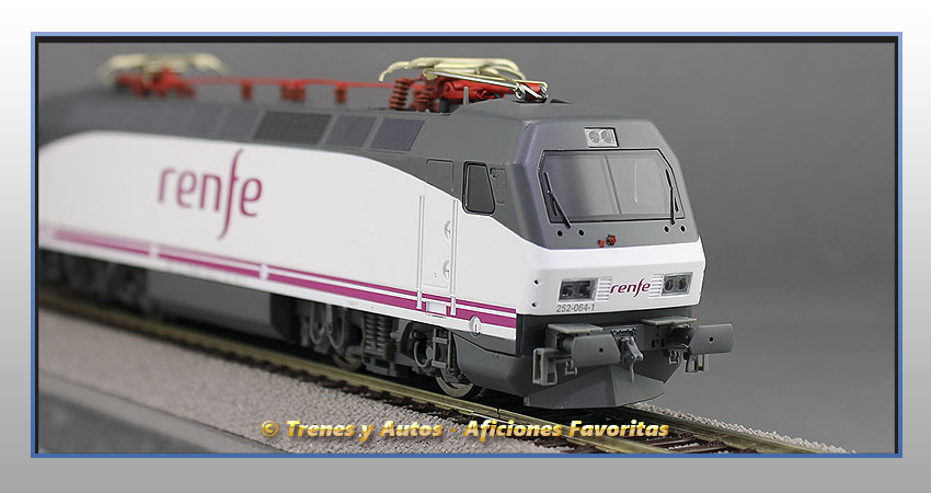 Locomotora eléctrica Serie 252 "Renfe Operadora" - Renfe