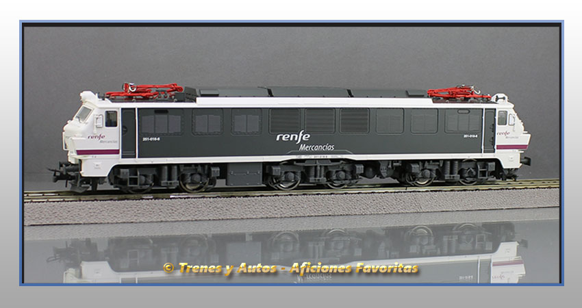 Locomotora eléctrica Serie 251 "Mercancías" - Renfe