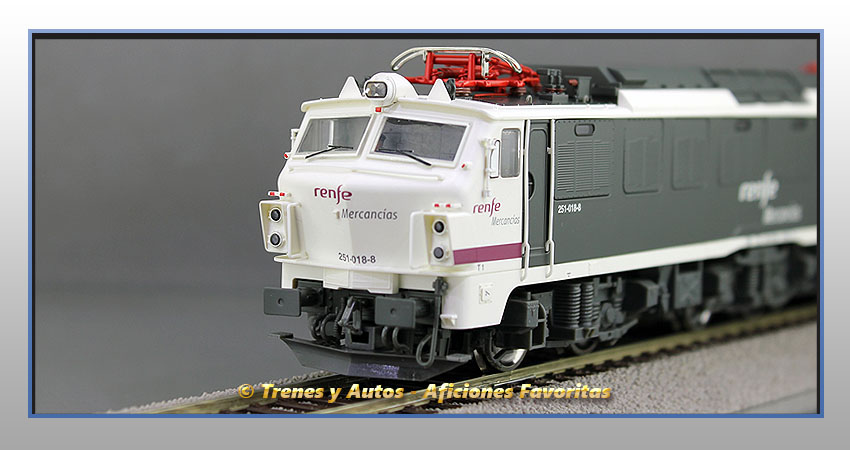 Locomotora eléctrica Serie 251 "Mercancías" - Renfe