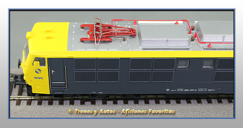 Locomotora eléctrica Serie 250 "Mercancías" - Renfe
