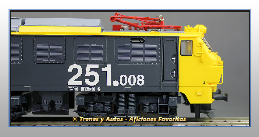 Locomotora eléctrica Serie 251 "Taxi" - Renfe