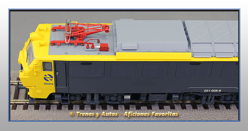Locomotora eléctrica Serie 251 "Taxi" - Renfe