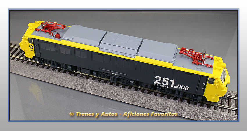 Locomotora eléctrica Serie 251 "Taxi" - Renfe