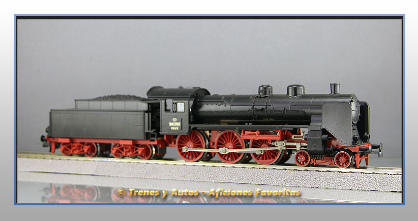 Locomotora vapor con ténder BR-17 - Renfe