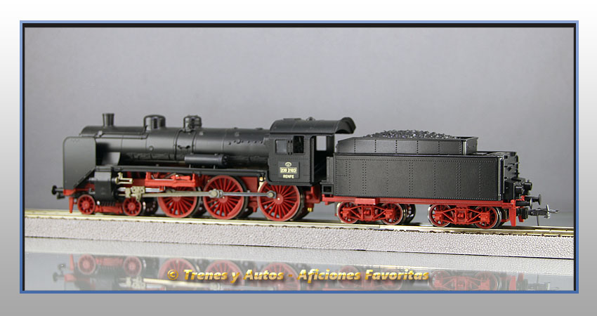 Locomotora vapor con ténder BR-17 - Renfe