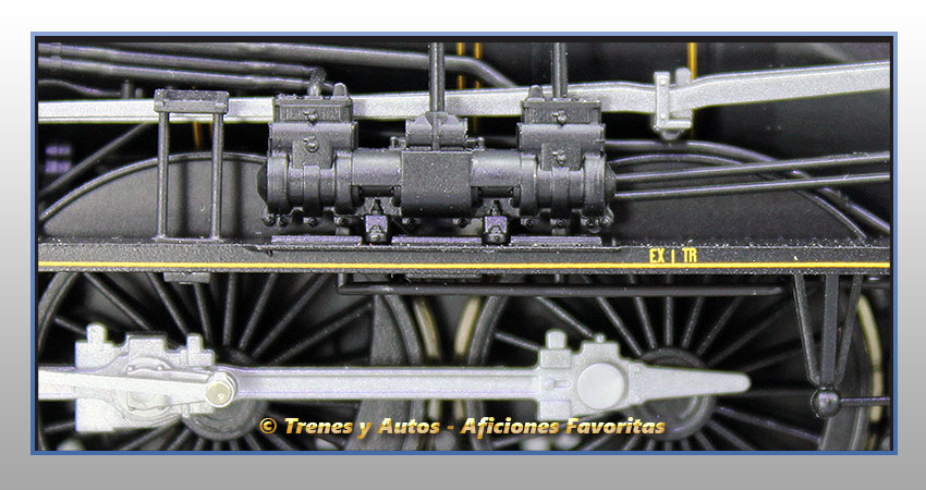 Locomotora vapor con ténder 231 E - SNCF