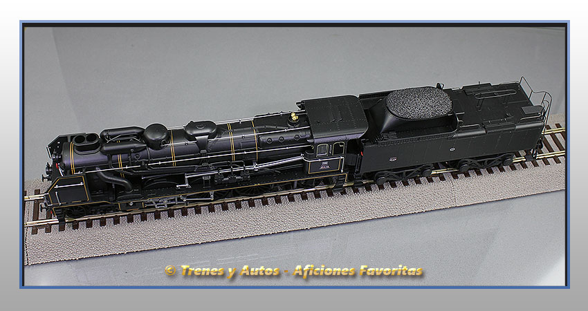 Locomotora vapor con ténder 231 E - SNCF