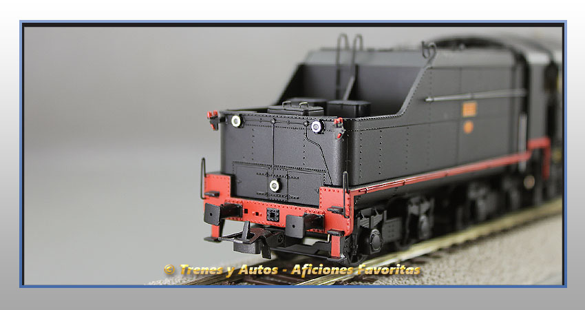 Locomotora vapor Mikado 141-F - Renfe