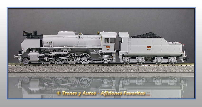 Locomotora vapor con ténder Mikado 141F 2101 - Renfe