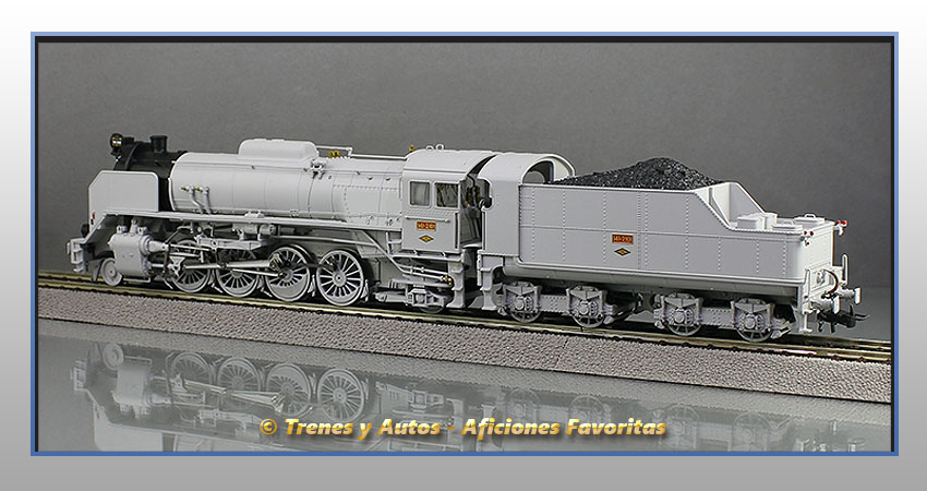 Locomotora vapor con ténder Mikado 141F 2101 - Renfe