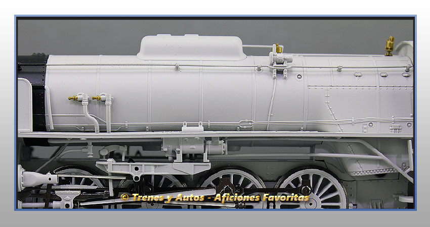 Locomotora vapor con ténder Mikado 141F 2101 - Renfe