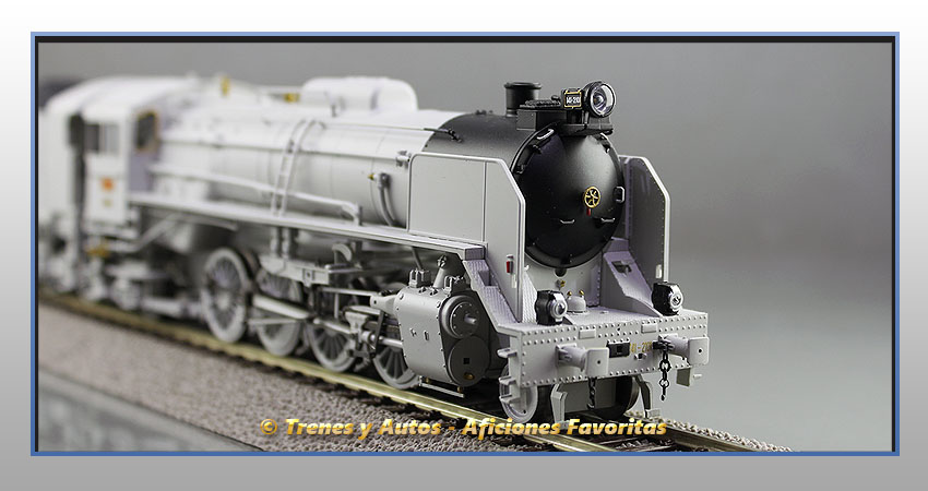 Locomotora vapor con ténder Mikado 141F 2101 - Renfe