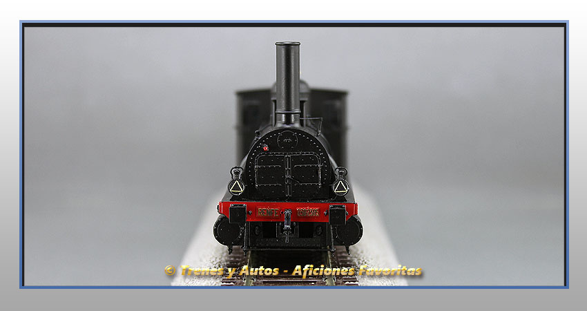 Locomotora vapor con ténder 030-2305 - Renfe