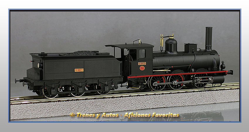 Locomotora vapor con ténder 030-2305 - Renfe
