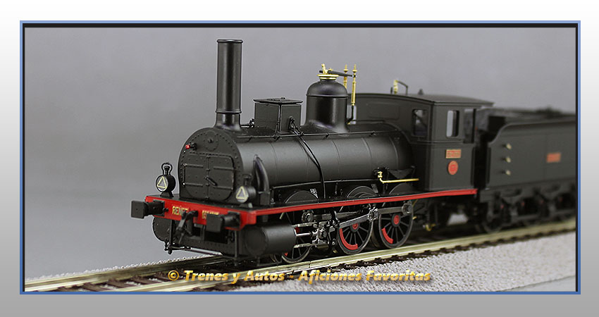 Locomotora vapor con ténder 030-2305 - Renfe