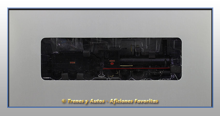 Locomotora vapor con ténder 030-2264 - Renfe