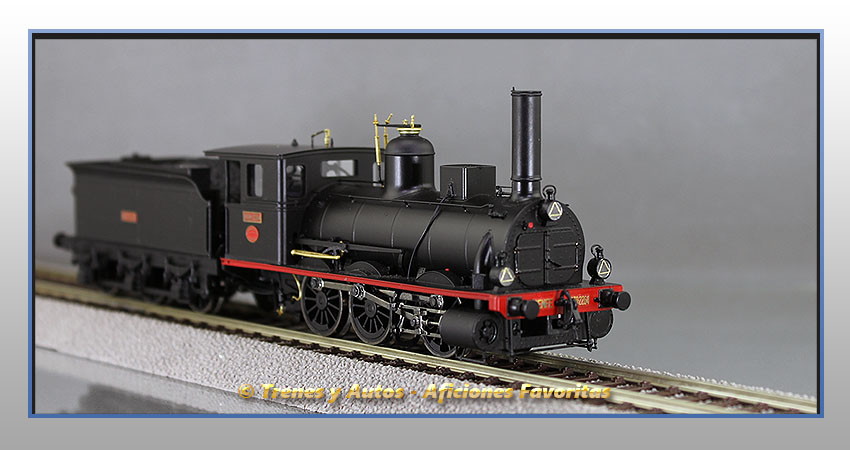Locomotora vapor con ténder 030-2264 - Renfe