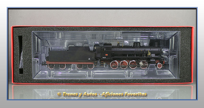 Locomotora vapor Serie GR.740 con quitanieves - FS