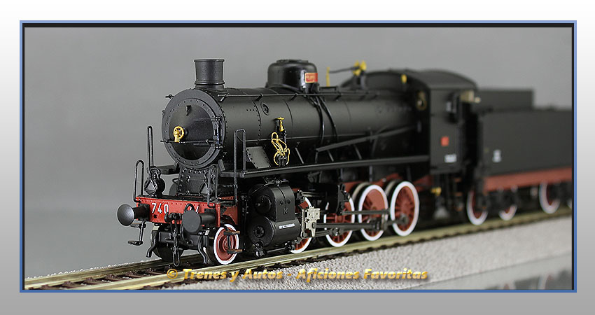 Locomotora vapor Serie GR.740 con quitanieves - FS