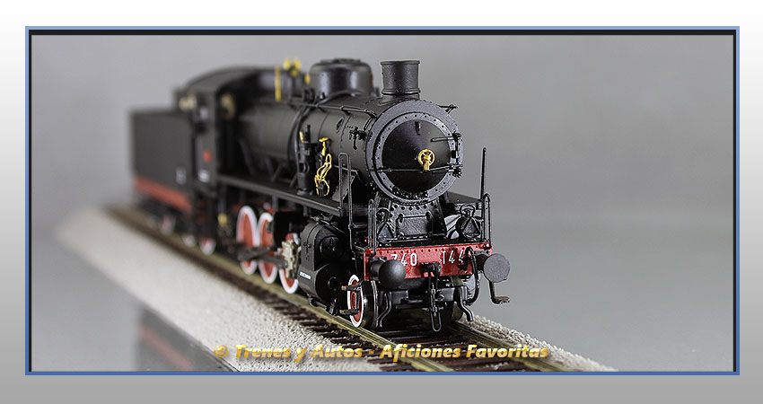 Locomotora vapor Serie GR.740 con quitanieves - FS