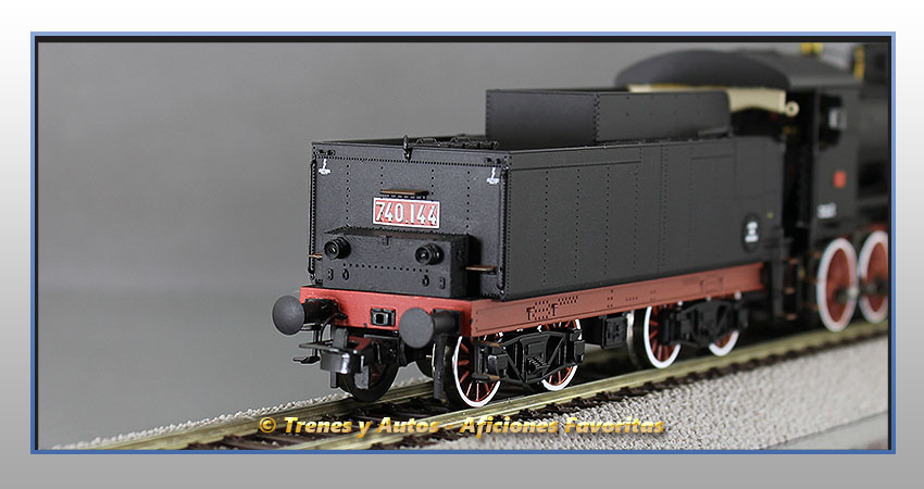 Locomotora vapor Serie GR.740 con quitanieves - FS