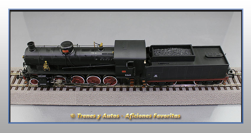 Locomotora vapor Serie GR.740 con quitanieves - FS