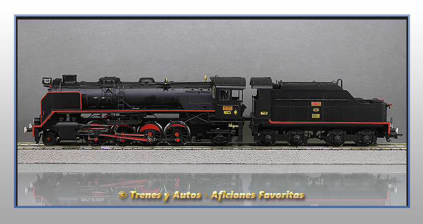 Locomotora vapor con ténder Serie 141F Mikado - Renfe